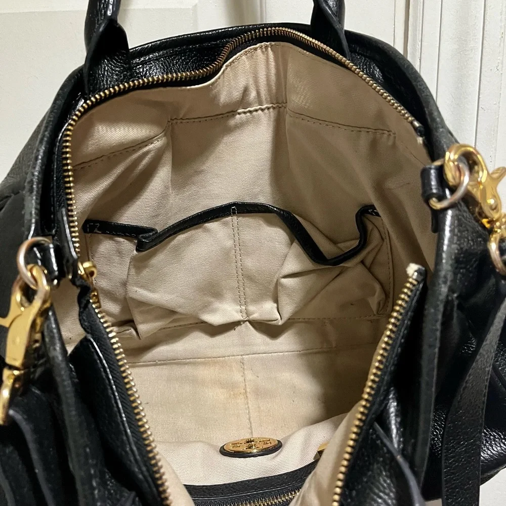 Tory Burch pebble grain leather bag w/ removable strap - Picture 6 of 16